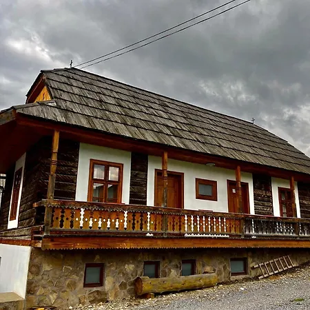 Biotour Camping & Restaurant Ghimes-Faget Exterior photo