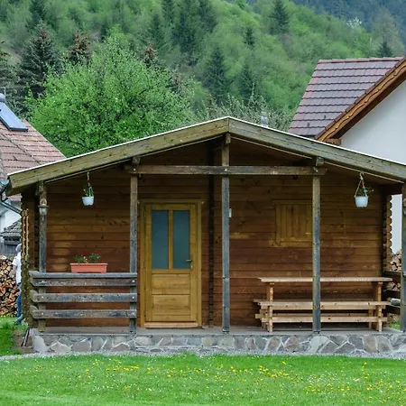 Biotour Camping & Restaurant Ghimes-Faget Exterior photo