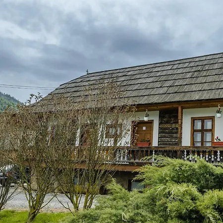 Biotour Camping & Restaurant Ghimes-Faget Exterior photo